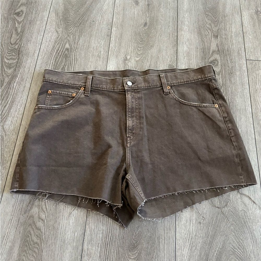 Gap woman’s low stride shorts NWOT